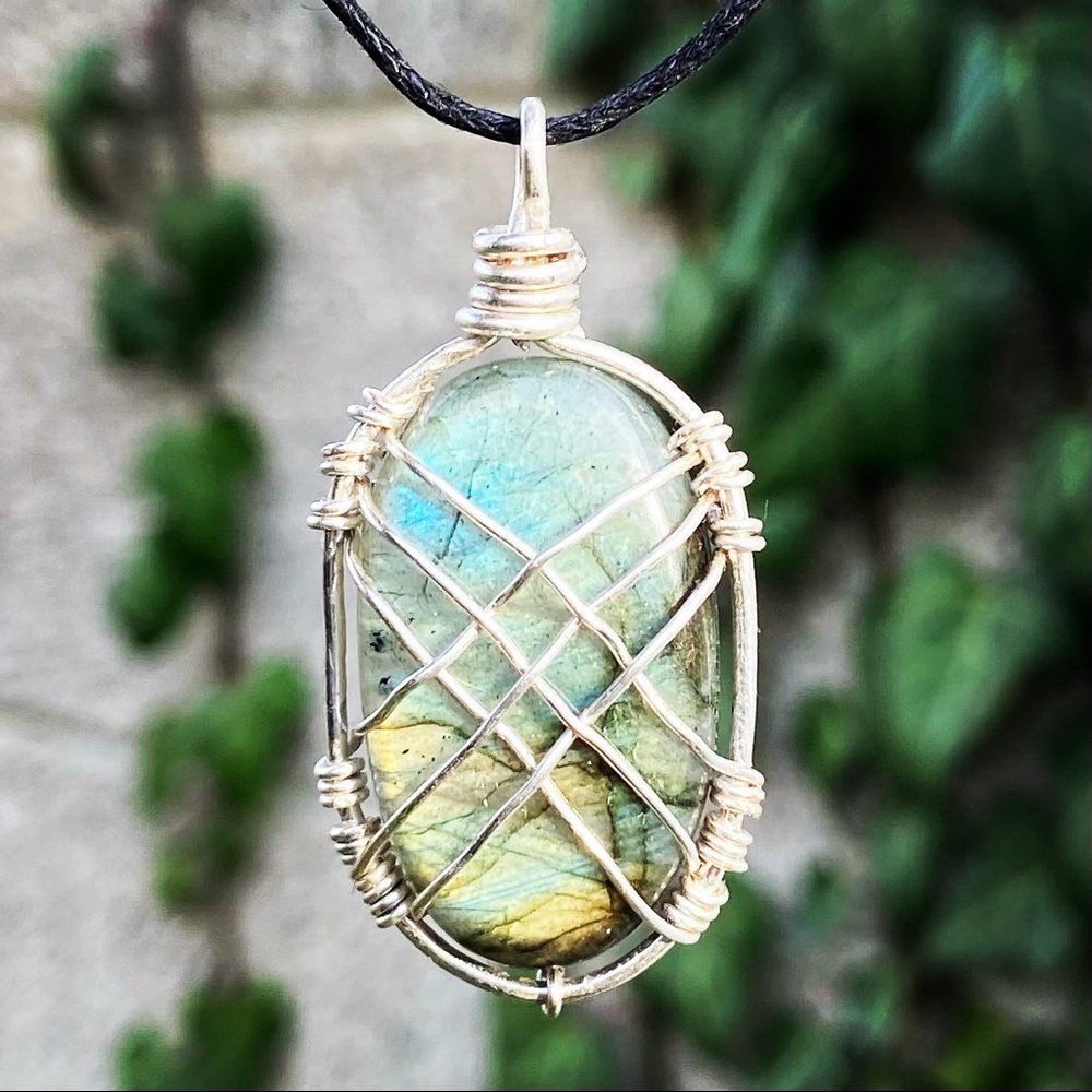 Hand-Wrapped Labradorite Pendant